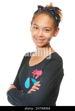 Shes un poser naturale. Studio girato di una giovane ragazza isolato su bianco. Foto Stock