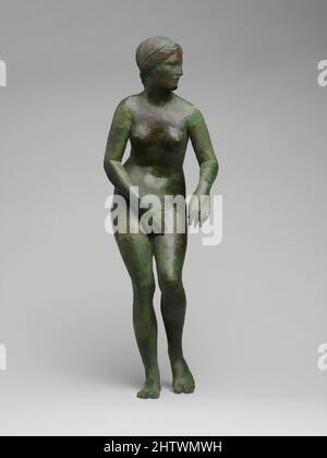 Arte ispirata dalla statuetta Bronzo di Afrodite, tardo ellenistica, ca. 150–100 a.C., greco, bronzo, H. 20 3/8 pollici (51,7 cm), Bronzi, variante del 4th secolo a.C. Afrodite di Knidos di Praxiteles. Nessun'altra scultura nell'antichità ha goduto della fama di Afrodite di Knidos di Praxiteles, opere classiche modernizzate da Artotop con un tuffo di modernità. Forme, colore e valore, impatto visivo accattivante sulle emozioni artistiche attraverso la libertà delle opere d'arte in modo contemporaneo. Un messaggio senza tempo che persegue una nuova direzione selvaggiamente creativa. Artisti che si rivolgono al supporto digitale e creano l'NFT Artotop Foto Stock