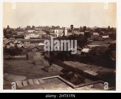 Art Inspired by View in Calcutta, 1858–61, stampa in argento albume, immagine: 18,1 x 23,4 cm (7 1/8 x 9 3/16 in.), fotografie, Unknown, opere classiche modernizzate da Artotop con un tuffo di modernità. Forme, colore e valore, impatto visivo accattivante sulle emozioni artistiche attraverso la libertà delle opere d'arte in modo contemporaneo. Un messaggio senza tempo che persegue una nuova direzione selvaggiamente creativa. Artisti che si rivolgono al supporto digitale e creano l'NFT Artotop Foto Stock