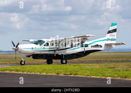 Barrier Air Cessna sulla pista all'Aeroporto di Auckland, Nuova Zelanda lunedì 28 febbraio 2022. Foto Stock