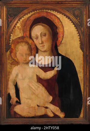 Arte ispirata a Madonna col Bambino, probabilmente 1440s, Tempera in legno, oro macinato, tuta, con parte superiore arcuata, 34 1/2 x 25 poll. (87,6 x 63,5 cm); superficie verniciata 30 1/2 x 21 3/4 poll. (77,5 x 55,2 cm), dipinti, Jacopo Bellini (italiano, veneziano, attivo 1424–70), Jacopo Bellini ha dominato, opere classiche modernizzate da Artotop con un tuffo di modernità. Forme, colore e valore, impatto visivo accattivante sulle emozioni artistiche attraverso la libertà delle opere d'arte in modo contemporaneo. Un messaggio senza tempo che persegue una nuova direzione selvaggiamente creativa. Artisti che si rivolgono al supporto digitale e creano l'NFT Artotop Foto Stock