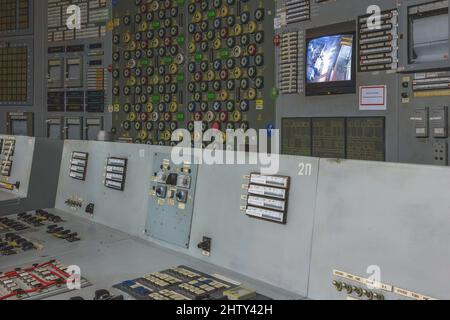 Blocco III della sala di controllo, centrale nucleare di Cernobyl, zona di esclusione di Cernobyl, Ucraina Foto Stock