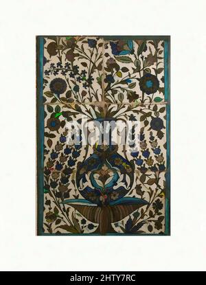 Arte ispirata da Tile Panel, 16th–17th secolo, attribuita alla Siria, Stonepaste; smalto dipinto, H. 29 poll. (73,7 cm), Ceramics-Tiles, opere classiche modernizzate da Artotop con un tuffo di modernità. Forme, colore e valore, impatto visivo accattivante sulle emozioni artistiche attraverso la libertà delle opere d'arte in modo contemporaneo. Un messaggio senza tempo che persegue una nuova direzione selvaggiamente creativa. Artisti che si rivolgono al supporto digitale e creano l'NFT Artotop Foto Stock