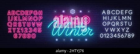 Ciao inverno scritta al neon su sfondo muro di mattoni. Illustrazione Vettoriale