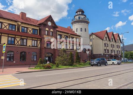 Kaliningrad, Russia - 17 maggio 2021: Vista del villaggio di pescatori dal lato della città Foto Stock