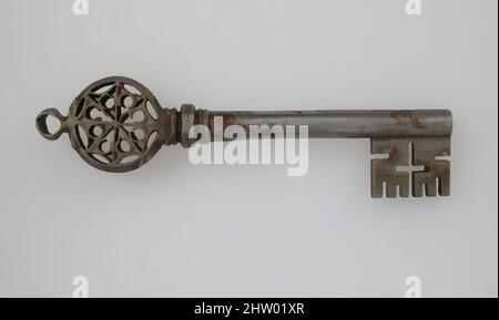 Art Inspired by Key, 15th–16th secolo, spagnolo, ferro, tuta: 5 1/8 x 1 9/16 x 9/16 pollici (13 x 4 x 1,5 cm), ferro metallurgico, la decorazione di serrature e chiavi gotiche in ferro era spesso elaborata e del più alto standard di lavorazione. I motivi sono stati spesso tratti da opere gotiche classiche modernizzate da Artotop con un tuffo di modernità. Forme, colore e valore, impatto visivo accattivante sulle emozioni artistiche attraverso la libertà delle opere d'arte in modo contemporaneo. Un messaggio senza tempo che persegue una nuova direzione selvaggiamente creativa. Artisti che si rivolgono al supporto digitale e creano l'NFT Artotop Foto Stock