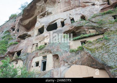 BIN, CINA - Tempio della Grotta della Contea di Bin (patrimonio mondiale dell'UNESCO). Un famoso Tempio nella Contea di Bin, Shaanxi, Cina. Foto Stock