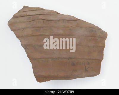 Arte ispirata da Ostrakon, 7th secolo, fatto in Egitto bizantino, copto, frammento di ceramica con inchiostro iscrizione, 5 1/2 x 6 pollici. (14 x 15,2 cm), Ceramica, opere classiche modernizzate da Artotop con un tuffo di modernità. Forme, colore e valore, impatto visivo accattivante sulle emozioni artistiche attraverso la libertà delle opere d'arte in modo contemporaneo. Un messaggio senza tempo che persegue una nuova direzione selvaggiamente creativa. Artisti che si rivolgono al supporto digitale e creano l'NFT Artotop Foto Stock