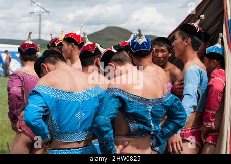 Lutte Mongole, Naadam, juillet jeux tradizionnels mongols, Mongolie, Asie Foto Stock