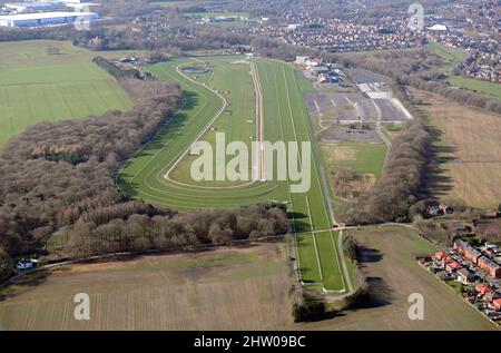 Vista aerea dell'ippodromo di Haydock Park, Merseyside, Inghilterra nord-occidentale Foto Stock