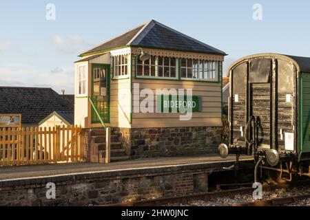 BIDEFORD, DEVON, Regno Unito - FEBBRAIO 4 2022: Ex stazione ferroviaria, ora Heritage Centre. Foto Stock