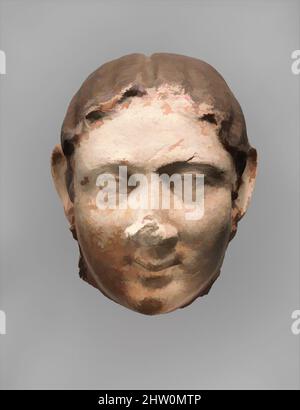 Arte ispirata dalla maschera funeraria, periodo romano, secolo d.C. 1st-4th, dall'Egitto, in gesso, vernice, h. 19 cm (7 1/2 poll.); w. 11 cm (4 5/16 pollici), opere classiche modernizzate da Artotop con un tuffo di modernità. Forme, colore e valore, impatto visivo accattivante sulle emozioni artistiche attraverso la libertà delle opere d'arte in modo contemporaneo. Un messaggio senza tempo che persegue una nuova direzione selvaggiamente creativa. Artisti che si rivolgono al supporto digitale e creano l'NFT Artotop Foto Stock