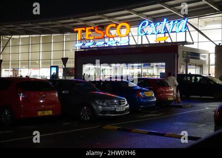 Tesco Extra a Neasden, Londra, Regno Unito Foto Stock