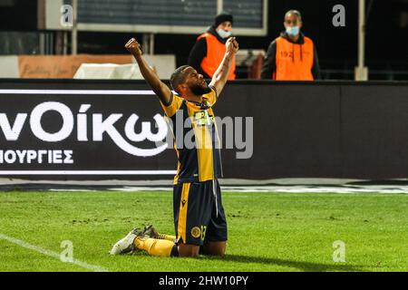 Limassol, Cipro Cipro. 02nd Mar 2022. Bruno Santos di AEL celebra il gol che ha segnato, Limassol, Cipro, il 2 marzo 2022. AEL ha vinto 2-0 contro Apollon per i playoff della Cyprus Cup e si è qualificata per le finali del quarto. (Foto di Kostas Pikoulas/Sipa USA) Credit: Sipa USA/Alamy Live News Foto Stock