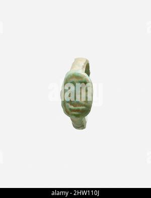 Arte ispirata da Ring, New Kingdom, Dynasty 18, ca. 1550–1070 a.C., dall'Egitto; probabilmente dall'Alto Egitto settentrionale, Deir el-Ballas, Faience, Diam. 1,6 cm (5/8 pollici), opere classiche modernizzate da Artotop con un tuffo di modernità. Forme, colore e valore, impatto visivo accattivante sulle emozioni artistiche attraverso la libertà delle opere d'arte in modo contemporaneo. Un messaggio senza tempo che persegue una nuova direzione selvaggiamente creativa. Artisti che si rivolgono al supporto digitale e creano l'NFT Artotop Foto Stock