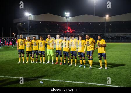 Limassol, Cipro Cipro. 02nd Mar 2022. Il team AEL si riunisce prima della partita, Limassol, Cipro, il 2 marzo 2022. AEL ha vinto 2-0 contro Apollon per i playoff della Cyprus Cup e si è qualificata per le finali del quarto. (Foto di Kostas Pikoulas/Sipa USA) Credit: Sipa USA/Alamy Live News Foto Stock