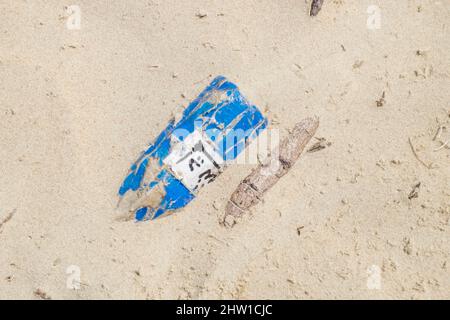 Guinee Bissau, inquinamento delle spiagge dell'arcipelago delle Isole Bijagos classificato come Riserva della Biosfera dall'UNESCO, Isola di Orango, Parco Nazionale di Orango Foto Stock