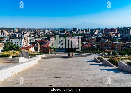 Yerevan Cascade una scala gigante in Armenia Yerevan. Uno dei luoghi più importanti di Yerevan completato nel 1980. Foto Stock