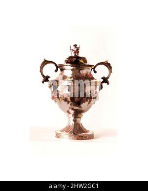 Art Inspired by Sugar Bowl, 1835–45, made in Philadelphia, Pennsylvania, Stati Uniti, Americano, argento, totale: 10 1/4 x 7 7/8 x 5 1/2 pollici (26 x 20 x 14 cm); 28 once 11 dwt. (887,5 g), Silver, Robert e William Wilson (attivo ca. 1825–CA6, opere classiche modernizzate da Artotop con un tocco di modernità. Forme, colore e valore, impatto visivo accattivante sulle emozioni artistiche attraverso la libertà delle opere d'arte in modo contemporaneo. Un messaggio senza tempo che persegue una nuova direzione selvaggiamente creativa. Artisti che si rivolgono al supporto digitale e creano l'NFT Artotop Foto Stock