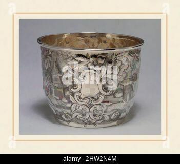 Arte ispirata da Waste Bowl, 1845, made in Baltimora, Maryland, Stati Uniti, Americano, Argento, totale: 4 5/16 poll. (11 cm); 17 once 12 dwt. (547,7 g), Silver, Andrew Ellicott Warner (1786–1870, opere classiche modernizzate da Artotop con un tocco di modernità. Forme, colore e valore, impatto visivo accattivante sulle emozioni artistiche attraverso la libertà delle opere d'arte in modo contemporaneo. Un messaggio senza tempo che persegue una nuova direzione selvaggiamente creativa. Artisti che si rivolgono al supporto digitale e creano l'NFT Artotop Foto Stock