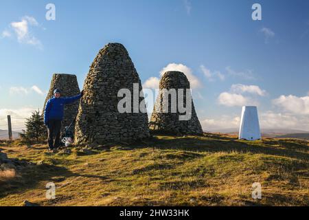 Una passeggiata attraverso le Uplands meridionali per vedere i tre fratelli Foto Stock