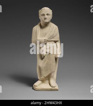 Arte ispirata da statuette calcaree di un ragazzo che detiene una pyxis, tardo ellenistico, 2nd–1st secolo a.C., cipriota, calcare, Totale: 26 x 9 x 5 1/2 poll. (66 x 22,9 x 14 cm), scultura in pietra, figura in piedi con scatola di incenso, opere classiche modernizzate da Artotop con un tuffo di modernità. Forme, colore e valore, impatto visivo accattivante sulle emozioni artistiche attraverso la libertà delle opere d'arte in modo contemporaneo. Un messaggio senza tempo che persegue una nuova direzione selvaggiamente creativa. Artisti che si rivolgono al supporto digitale e creano l'NFT Artotop Foto Stock