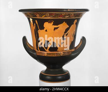 Arte ispirata al calice-krater di terracotta (ciotola per mescolare vino e acqua), classica, ca. 440–430 a.C., greco, attico, terracotta; figura rossa, H. 14 3/4 poll. (37,5 cm), vasi, obversi, Theseus che coglierà il toro della maratona, Reverse, tre giovani. Quando Theseus si è fatto strada da Troizen a, opere classiche modernizzate da Artotop con un tuffo di modernità. Forme, colore e valore, impatto visivo accattivante sulle emozioni artistiche attraverso la libertà delle opere d'arte in modo contemporaneo. Un messaggio senza tempo che persegue una nuova direzione selvaggiamente creativa. Artisti che si rivolgono al supporto digitale e creano l'NFT Artotop Foto Stock