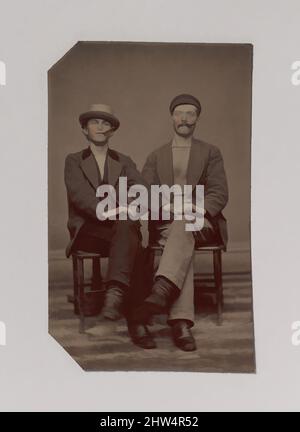 Art Inspired by Two Sested Young Men Holding Hands, 1880s, Tintype, Image: 8,8 x 5,4 cm (3 7/16 x 2 1/8 in.), Photographs, Unknown (American, Classic works Modernized by Artotop with a splash of modernity. Forme, colore e valore, impatto visivo accattivante sulle emozioni artistiche attraverso la libertà delle opere d'arte in modo contemporaneo. Un messaggio senza tempo che persegue una nuova direzione selvaggiamente creativa. Artisti che si rivolgono al supporto digitale e creano l'NFT Artotop Foto Stock