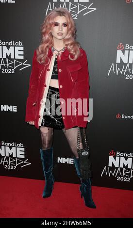 02 marzo 2022 - Londra, Inghilterra, Regno Unito - Abby Roberts partecipa al NME Awards 2022, O2 Academy Brixton Foto Stock