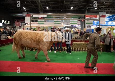 Parigi, Francia. 04th Mar 2022. Illustrazione della Fiera Internazionale dell'Agricoltura del 58th (Salon de l'Agriculture) al centro fieristico Porte de Versailles di Parigi, il 4 marzo 2022. Photo by Quentin Veuillet/ABACAPRESS.COM Credit: Abaca Press/Alamy Live News Foto Stock