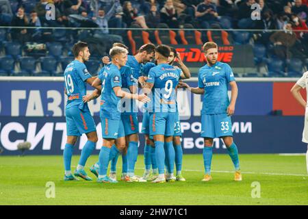 San Pietroburgo, Russia. 03rd Mar 2022. I giocatori di Zenit sono visti durante la partita di calcio della Coppa Russa tra Zenit San Pietroburgo e Kamaz Naberezhnye Chelny alla Gazprom Arena.Final Score; Zenit 6:0 Kamaz. (Foto di Kashkkkovskij/Sipa USA) Credit: Sipa USA/Alamy Live News Foto Stock