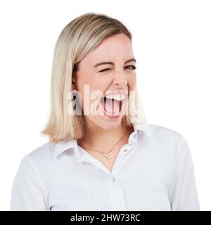 Wink, wink, se catturate la mia deriva. Studio girato di una giovane donna d'affari che vagliano su uno sfondo bianco. Foto Stock