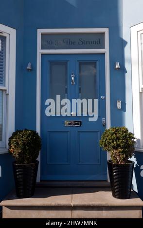 Primo piano della porta anteriore del 30 - 31 The Strand, Walmer, Kent Foto Stock