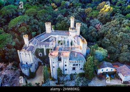 Castello di Santa florentina a Canet de Mar Maresme Costa Brava Barcellona provincia Catalogna Spagna insieme della serie televisiva gioco di troni Foto Stock