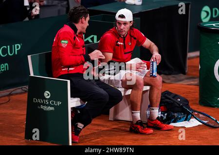 L'Aia, Paesi Bassi. 04th Mar 2022. Den Haag, Paesi Bassi. 04th Mar 2022. DEN HAAG, PAESI BASSI - MARZO 4: Capitano della squadra Canada Frank Dancevic e Alexis Galarneau del Canada durante il 2022 Davis Cup Qualifier tra Paesi Bassi e Canada allo Sportcampus Zuiderpark il 4 Marzo 2022 a Den Haag, Paesi Bassi (Foto di Andre Weening/Orange Pictures) credito: Orange Pics BV/Alamy Live News Credit: Orange Pics BV/Alamy Live News Foto Stock