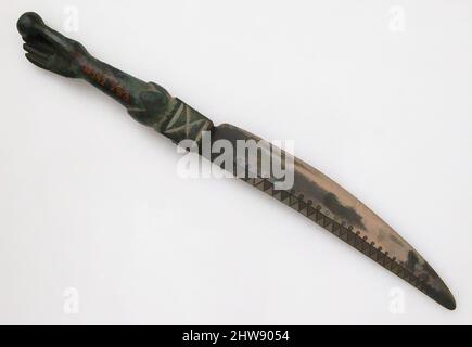 Arte ispirata da coltello con una mano che tiene un Orb, probabilmente 3rd secolo, tardo romano, manico in lega di rame, lama in acciaio, Totale: 5 1/4 x 7/16 x 1/2 poll. (13,4 x 1,1 x 1,2 cm), in lega di metallo-rame, i manici di utensili comuni sono stati spesso impreziositi da figure scolpite. Il design di, opere classiche modernizzate da Artotop con un tuffo di modernità. Forme, colore e valore, impatto visivo accattivante sulle emozioni artistiche attraverso la libertà delle opere d'arte in modo contemporaneo. Un messaggio senza tempo che persegue una nuova direzione selvaggiamente creativa. Artisti che si rivolgono al supporto digitale e creano l'NFT Artotop Foto Stock