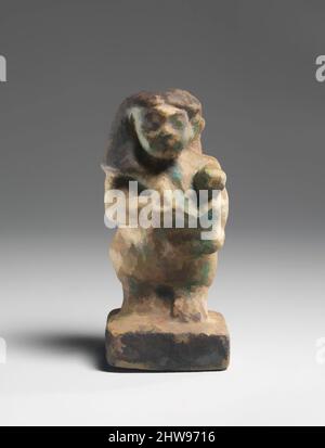 Arte ispirata da Figurine di una donna con il suo bambino, Medio Regno, Dinastia 12, ca. 1961–1917 a.C., dall'Egitto, regione di Memphite, Lisht Sud, Tempio della Piramide di Senwosret i, Pit 6L, Brick Vault, 1923–24, Faience, h. 7,4 cm (2 15/16 pollici), opere classiche modernizzate da Artotop con un tuffo di modernità. Forme, colore e valore, impatto visivo accattivante sulle emozioni artistiche attraverso la libertà delle opere d'arte in modo contemporaneo. Un messaggio senza tempo che persegue una nuova direzione selvaggiamente creativa. Artisti che si rivolgono al supporto digitale e creano l'NFT Artotop Foto Stock