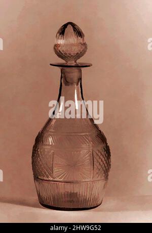 Art Inspired by Decanter, 1820–40, made in Massachusetts, Stati Uniti, America, Vetro al piombo stampato soffiato, H. 10 1/2 poll. (26,7 cm); Diam. 4 7/16 poll. (11,3 cm), Glass, possibilmente Boston & Sandwich Glass Company (American, 1825–1888, Sandwich, Massachusetts, opere classiche modernizzate da Artotop con un tocco di modernità. Forme, colore e valore, impatto visivo accattivante sulle emozioni artistiche attraverso la libertà delle opere d'arte in modo contemporaneo. Un messaggio senza tempo che persegue una nuova direzione selvaggiamente creativa. Artisti che si rivolgono al supporto digitale e creano l'NFT Artotop Foto Stock