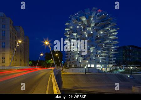 Edificio 'l'Arbre Blanc', architetti: Sou Fujimoto, Nicolas Laisné, Manal Rachdi, Dimitri Roussel. Responsabili di progetto: Evolis, Promo, SAS l'Arbre Blanc. Distretto di Richter, Port Marianne. Montpellier, Occitanie, Francia Foto Stock