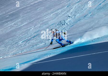 Lenzerheide, Italia. 05th Mar 2022. Lenzerheide - Cantone Grigioni, Lenzerheide, Italia, 05 marzo 2022, Marta Bassino (ITA) durante la Coppa del mondo di sci FIS 2022 - Donne Super G - gara di sci alpino Credit: Live Media Publishing Group/Alamy Live News Foto Stock