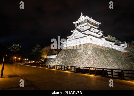 Kokura castello di notte a Kitakyushu City, Giappone Foto Stock