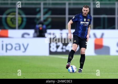 Milano, Italia. 04th Mar 2022. Milano Skriniar del FC Internazionale in azione durante la Serie A match tra FC Internazionale e US Salernitana. Credit: Marco Canoniero/Alamy Live News Foto Stock