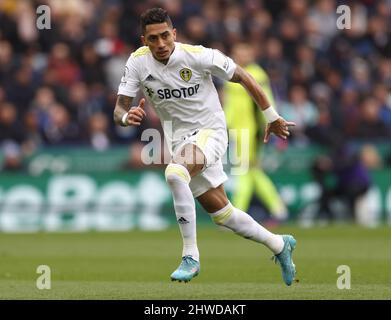 Leicester, Inghilterra, 5th marzo 2022. Raphinha di Leeds United durante la partita della Premier League al King Power Stadium di Leicester. Il credito dell'immagine dovrebbe leggere: Darren Staples / Sportimage Credit: Sportimage/Alamy Live News Foto Stock