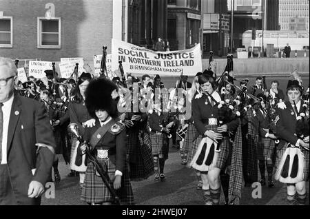 la marcia irlandese per i diritti civili a Victoria Square, Birmingham. 5th ottobre 1969. Foto Stock