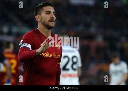 Roma, Italia. 05th Mar 2022. Lorenzo Pellegrini (Roma) reagisce durante la serie A partita tra Roma e Atalanta BC allo Stadio Olimpico il 05 2022 marzo a Roma. (Foto di Giuseppe fama/Pacific Press) Credit: Pacific Press Media Production Corp./Alamy Live News Foto Stock