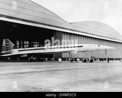 Il prototipo del British Concorde 002 è stato realizzato dal suo grucchietto in cui è stato costruito presso le opere di Filton, Bristol della British Aircraft Corporation. Sta subendo più prove prima del suo primo volo. 1st aprile 1969. Foto Stock