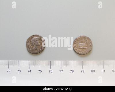 Denarius da menta commovente. Mint: Moving Mint artista: Sconosciuto Magistrate: CN. Domitius L.F. AhenobarbusMagistrate: Marcus Antonius, 83–30 a.C. Foto Stock