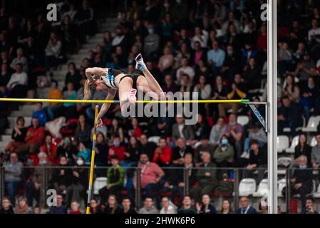 Margot Chevrier di Francia durante il Perche Elite Tour Rouen 2022, evento Pole Vault il 5 marzo 2022 a Kindarena a Rouen, Francia - Foto Ludovic Barbier / DPPI Foto Stock