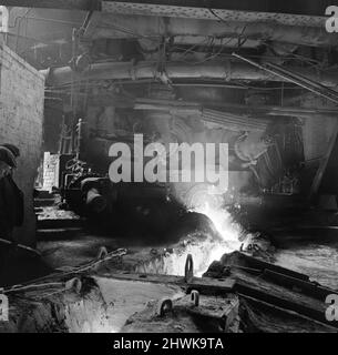 Lo stabilimento di altoforno di Skinningrove, che si chiuderà. 1971. Foto Stock