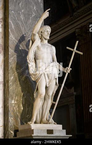 Roma. Italia. Giovanni Battista (S. Giovanni Battista), statua di Giuseppe Obici, 1856, Basilica di Santa Maria sopra Minerva (Basilica di Santa Maria ab Foto Stock